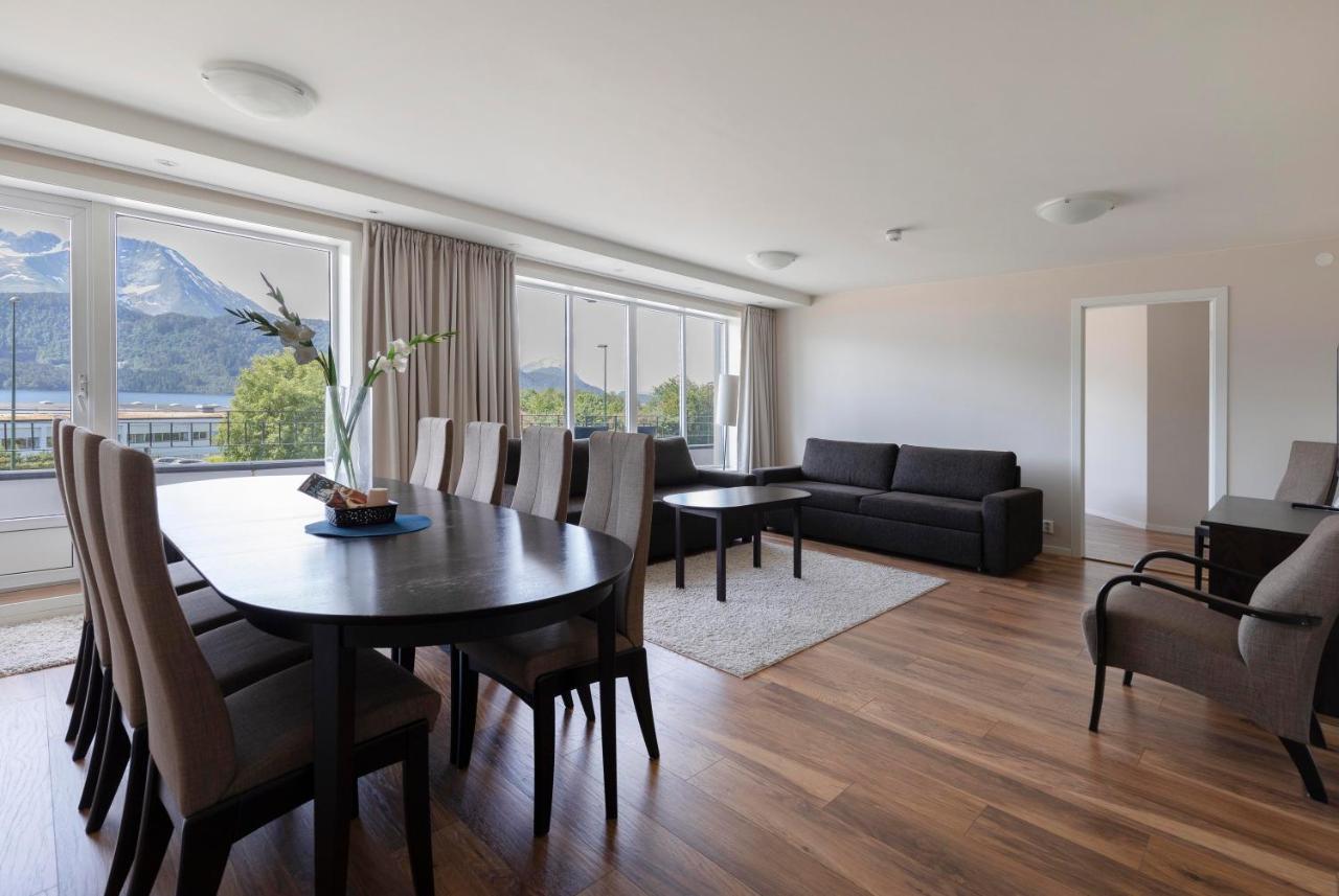Aursnes Hotell Sykkylven Exterior photo